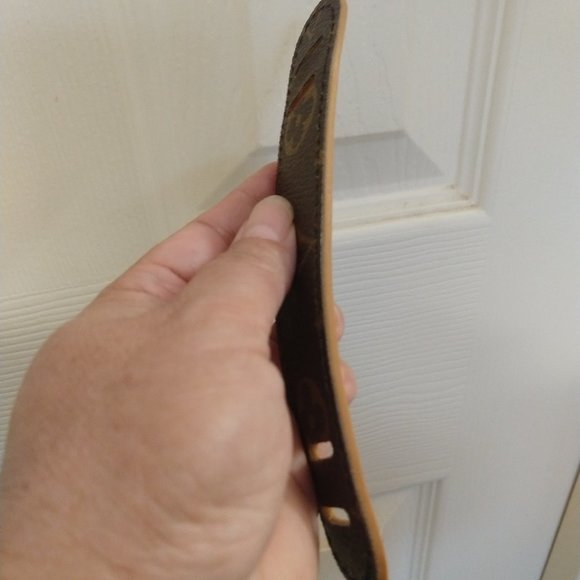 Louis Vuitton Shoulder Strap Pad Monogram - Picture 3 of 5